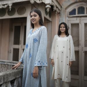 Ganga Kurta - Image 4
