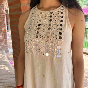 Sheesh Kurta - Image 3