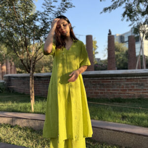 PARROT GREEN KURTA SET - Image 4
